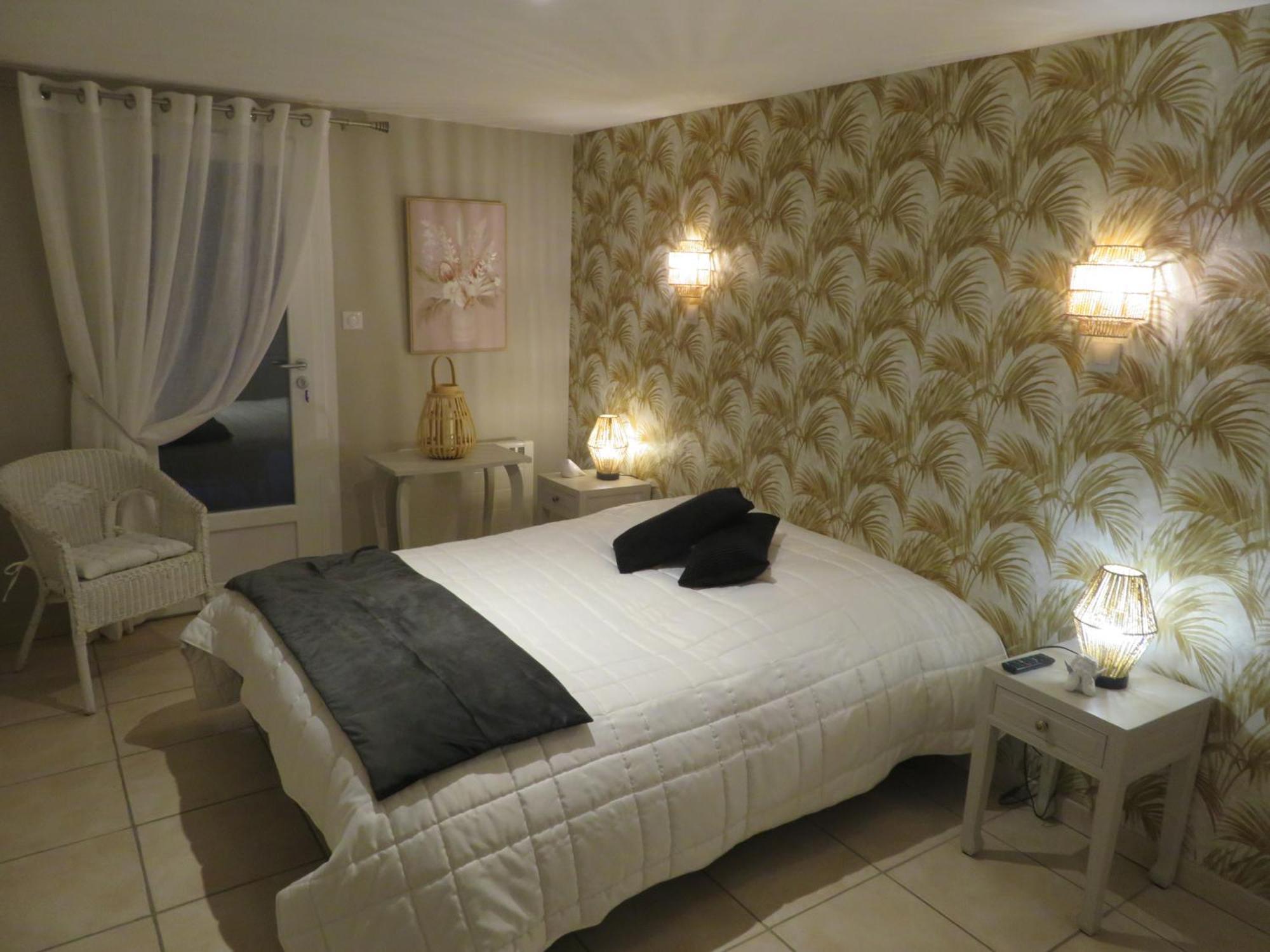 Le Colombie Gouleme Bed and Breakfast Concores Eksteriør billede