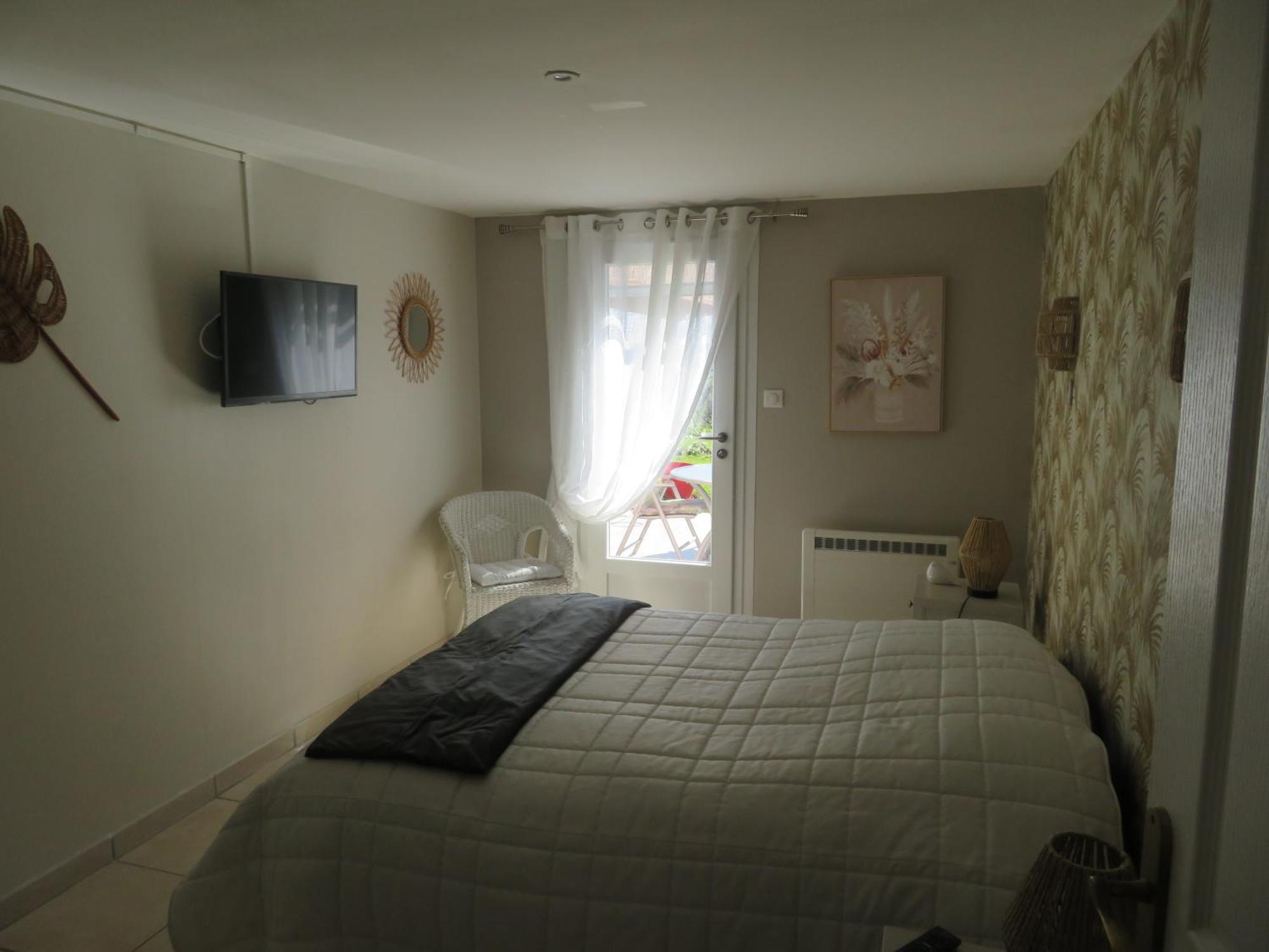 Le Colombie Gouleme Bed and Breakfast Concores Eksteriør billede