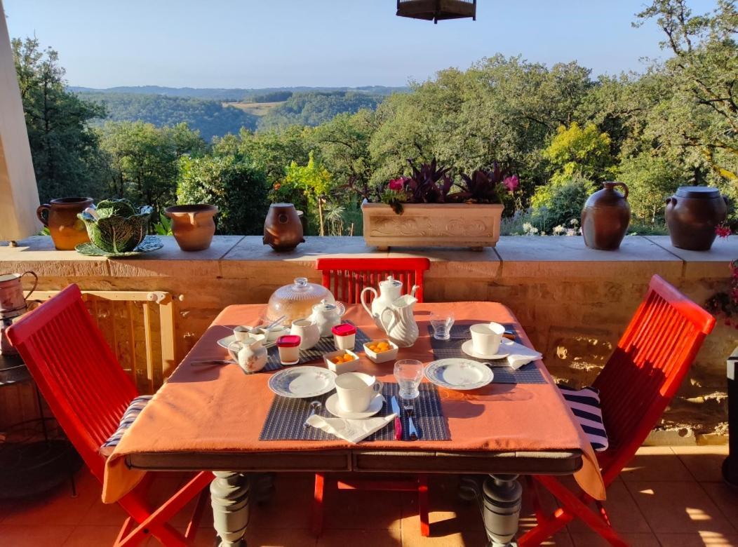 Le Colombie Gouleme Bed and Breakfast Concores Eksteriør billede